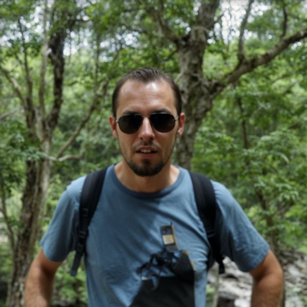 Sacha Fuentes